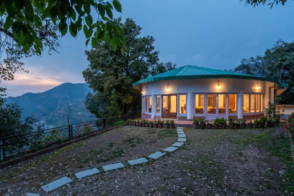 °OASIS DEHRADUN (India) | BOOKED